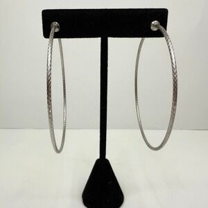 Large Silver Tone Hoop Earrings Textured Geometric Circle Fashion Jewelry 2.5 in